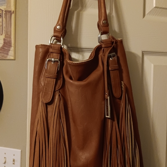 Beautiful fringed purse - Picture 2 of 3